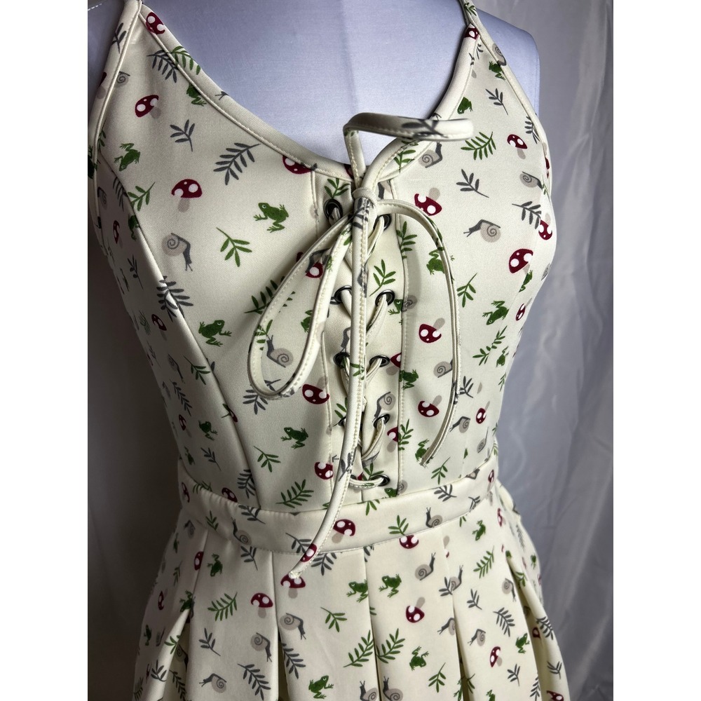 Hot Topic Frog Snail Mushroom Print Lace Up Mini Dress Ivory Green MD - Picture 2 of 5
